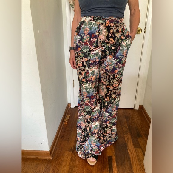 Floral print flare leg pants - Picture 5 of 10